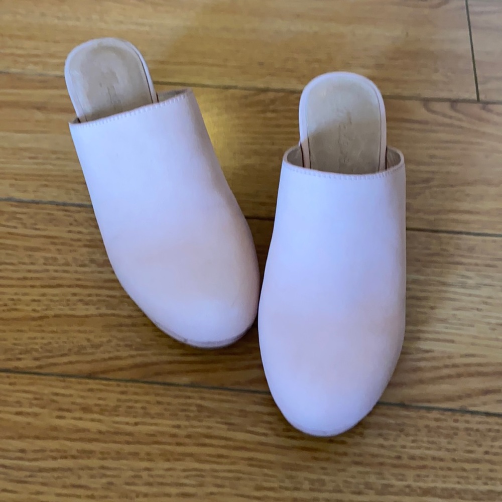 NWOT Madewell suede Ayanna clog